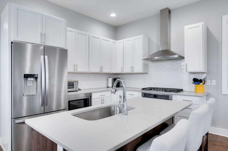 Building Photo - 338 Vivelle Ave