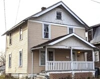 Building Photo - 3 bed 1 bath single family home for rent $1200