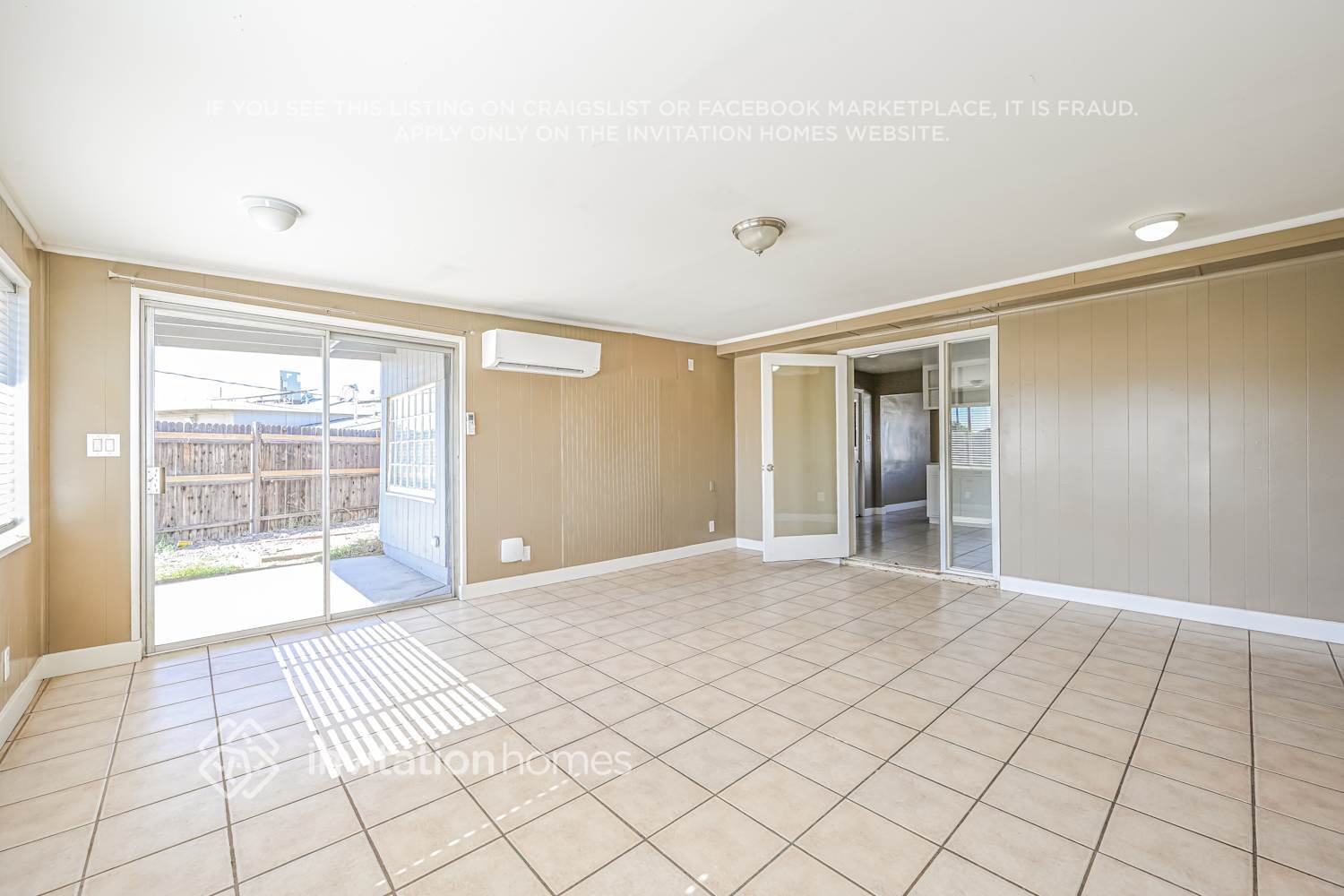 Building Photo - 11207 W Oregon Ave