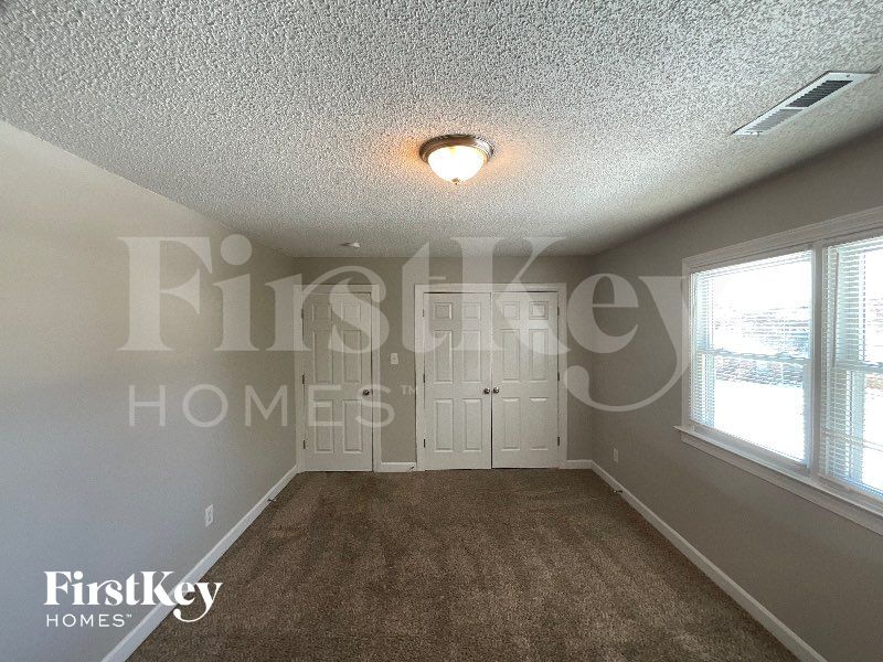 Building Photo - 3801 Blairwood St