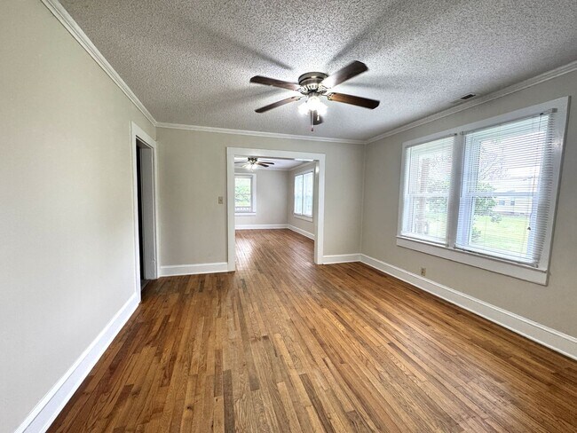 Building Photo - 1103 Onslow Pines Rd