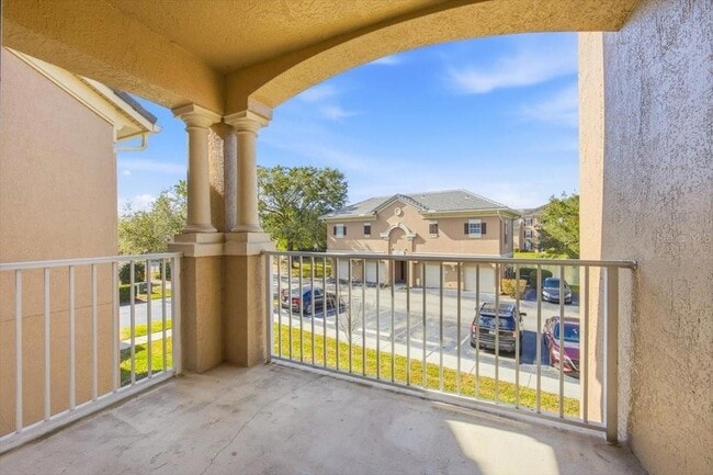 Building Photo - 14353 Fredricksburg Dr