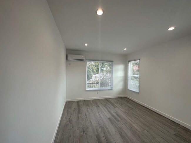 Building Photo - Stunning 3+2 ADU on a picturesque street in the sought-after Reseda neighborhood