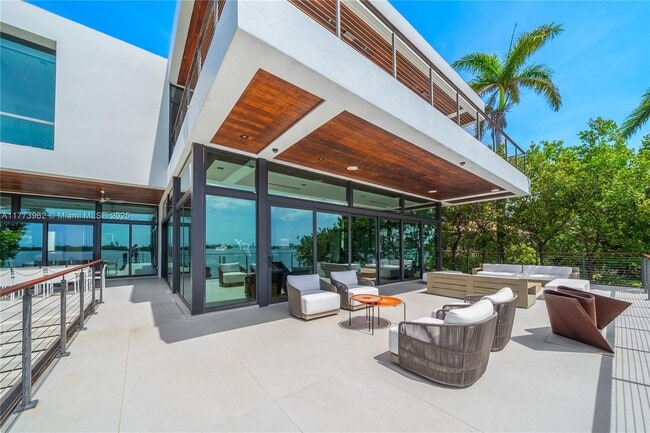 Building Photo - 7311 Belle Meade Island Dr
