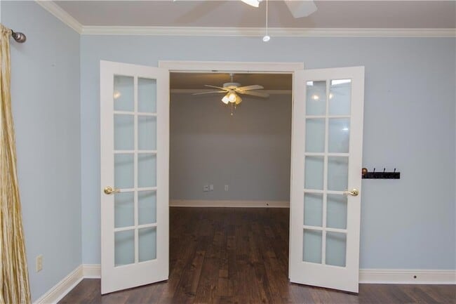 Building Photo - 118 Fox Run Dr