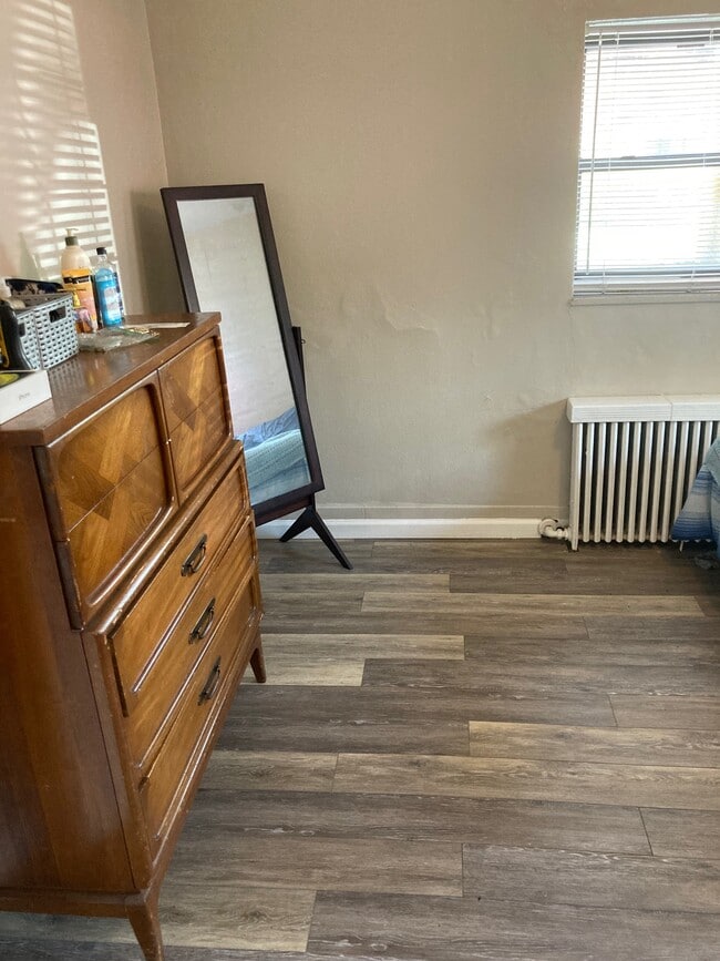 Building Photo - 4909 Centre Ave