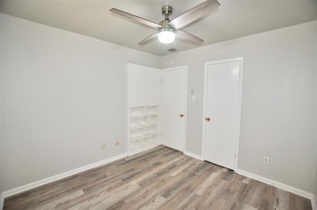 Building Photo - 1204 Bois D Arc St