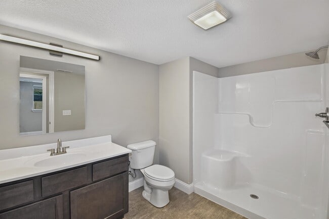 Building Photo - 626 Rapp Dr