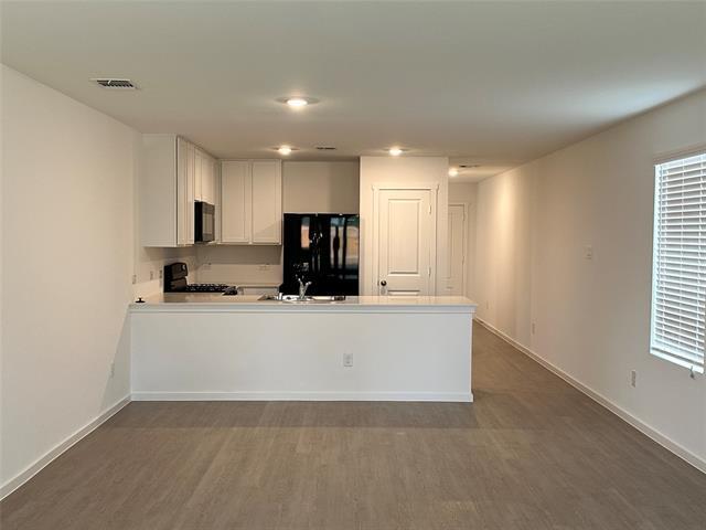 Building Photo - 1437 Erie Dr