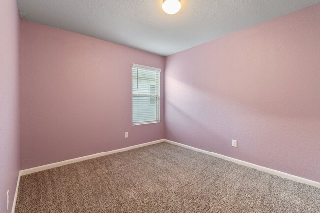 Building Photo - 13630 Mineral Wl