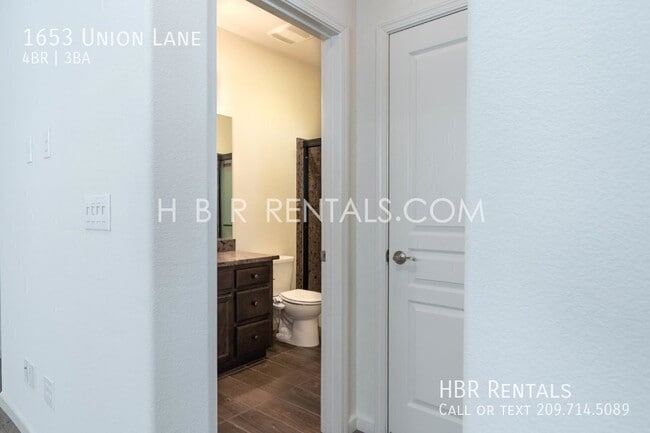 Building Photo - 1653 Union Ln