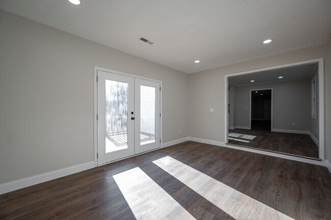 Building Photo - 640 Mission Ridge Rd