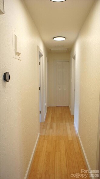 Building Photo - 4400 Woods End Ln