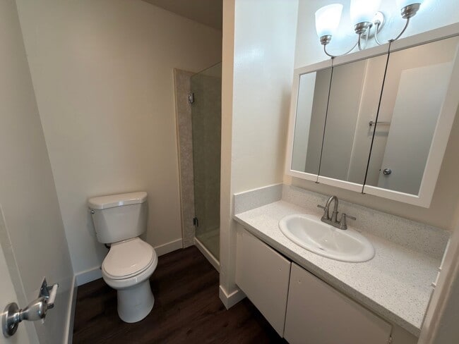 Building Photo - 4 BED, 2.5 BATH TOWNHOUSE STYLE CONDO- $3,575 ANAHEIM (LA PALMA & EUCLID)
