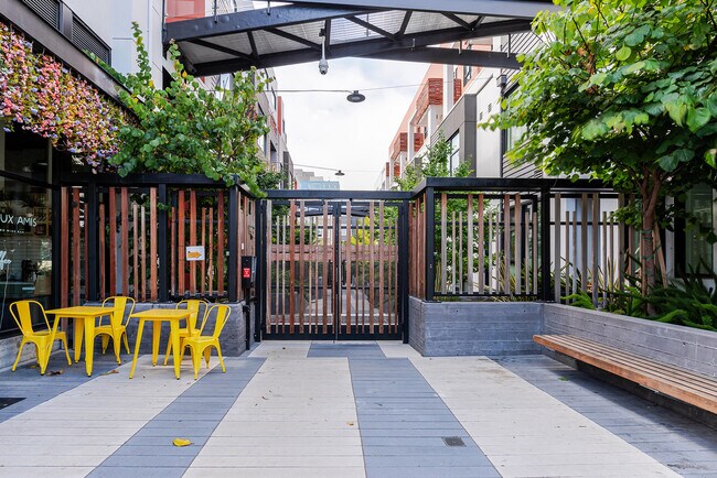 Building Photo - 1288 Howard St