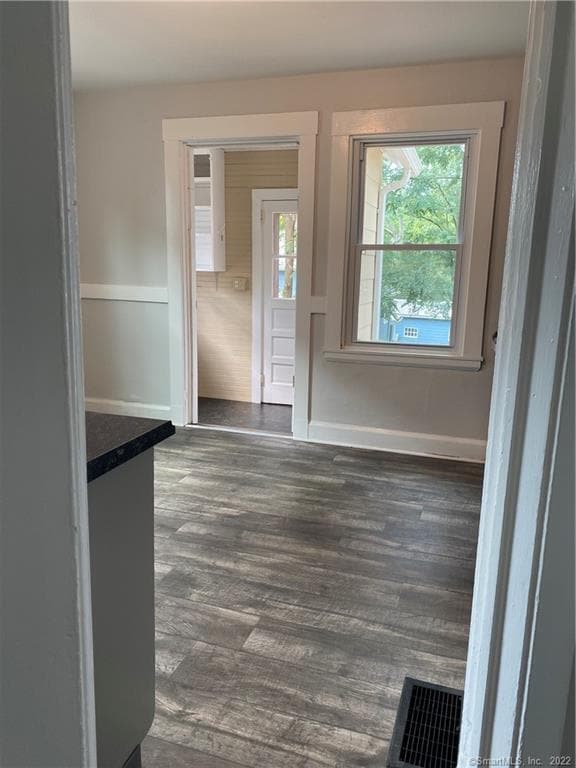 Building Photo - 79 N Pond St