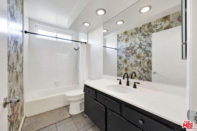 Building Photo - 906 Whitehaven Terrace