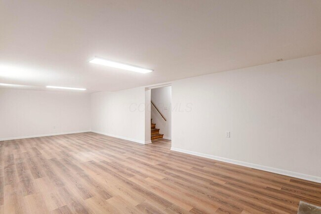 Building Photo - 5822 Falmouth Ct