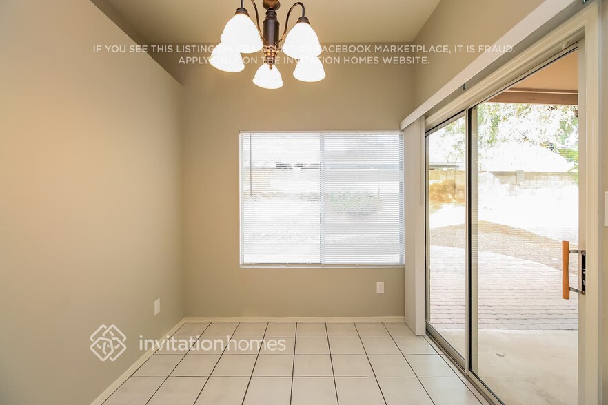 Building Photo - 6810 S Dennis Dr