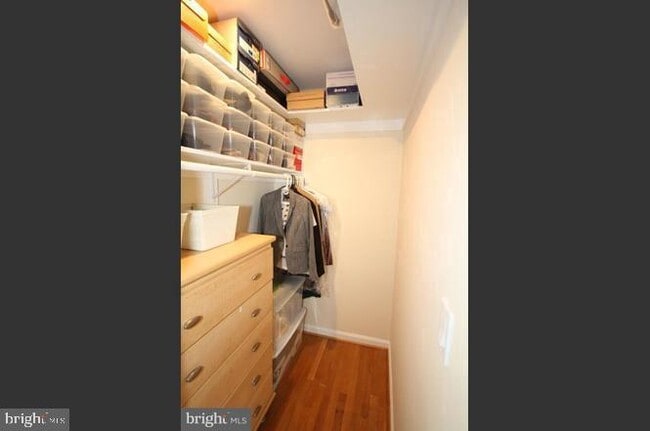 Building Photo - 8521 Tysons Ct