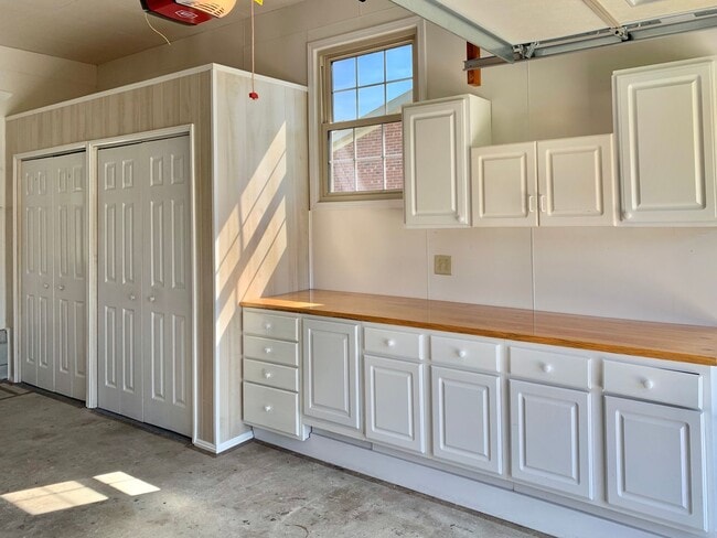 Building Photo - Charming Updated Home, Quiet Street Near Base, Fenced Yard!