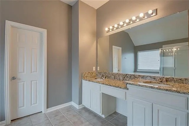 Master Bath - 2929 Aurora Mist Dr