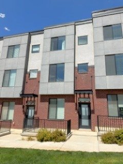 Building Photo - 25 E Center St