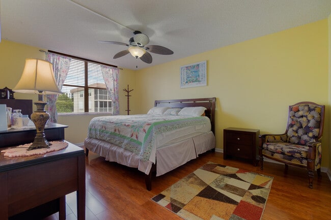 Building Photo - 2008 S Federal Hwy