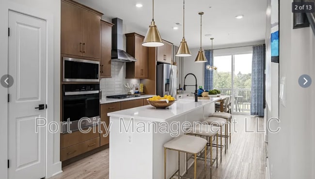 Building Photo - 3508 Wilkens Ave