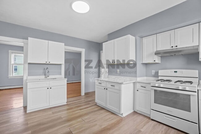 Building Photo - 108 Woodward Ave