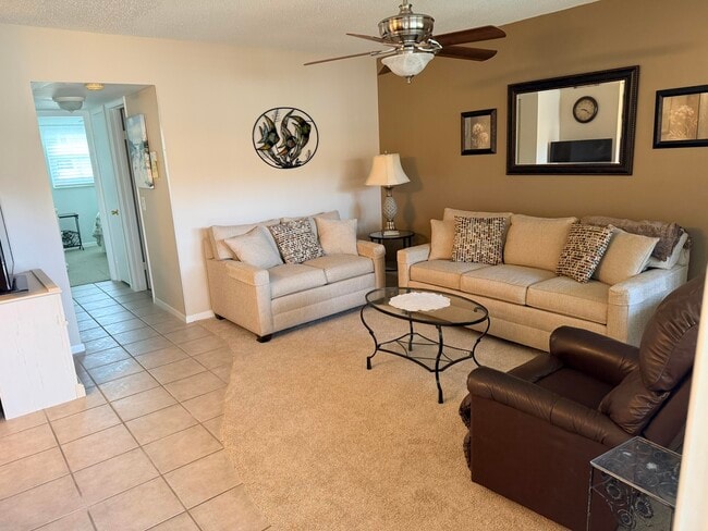 Building Photo - 638 Snug Harbor Dr