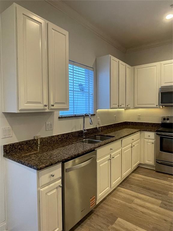 Building Photo - 4627 Legacy Park Dr