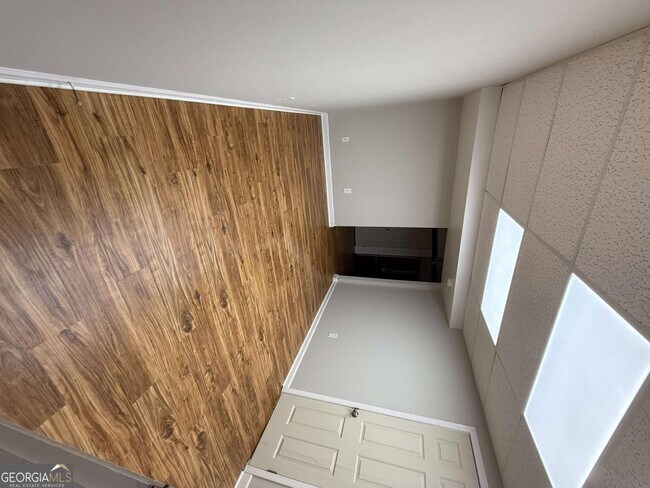 Building Photo - 2142 Graystone Pkwy