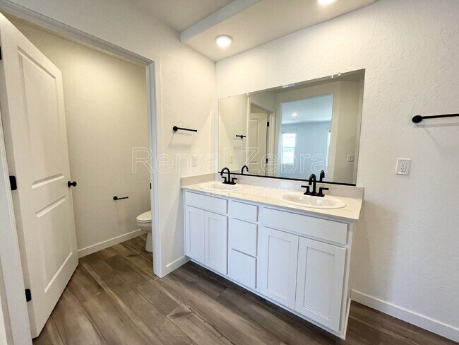 Building Photo - 4626 Sami Jo Dr