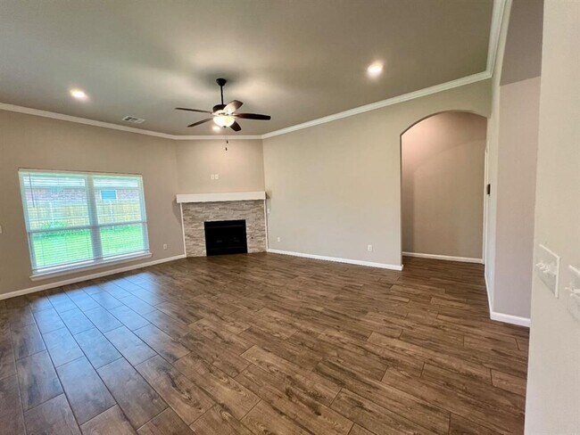 Building Photo - 1121 SW 140th St