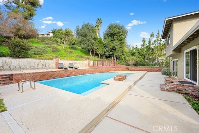 Building Photo - 1653 Vía Del Rey