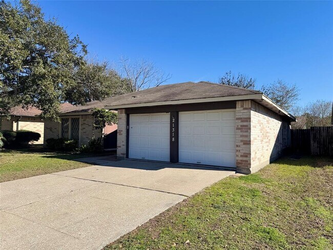 Building Photo - 21318 Bridgepoint Ln