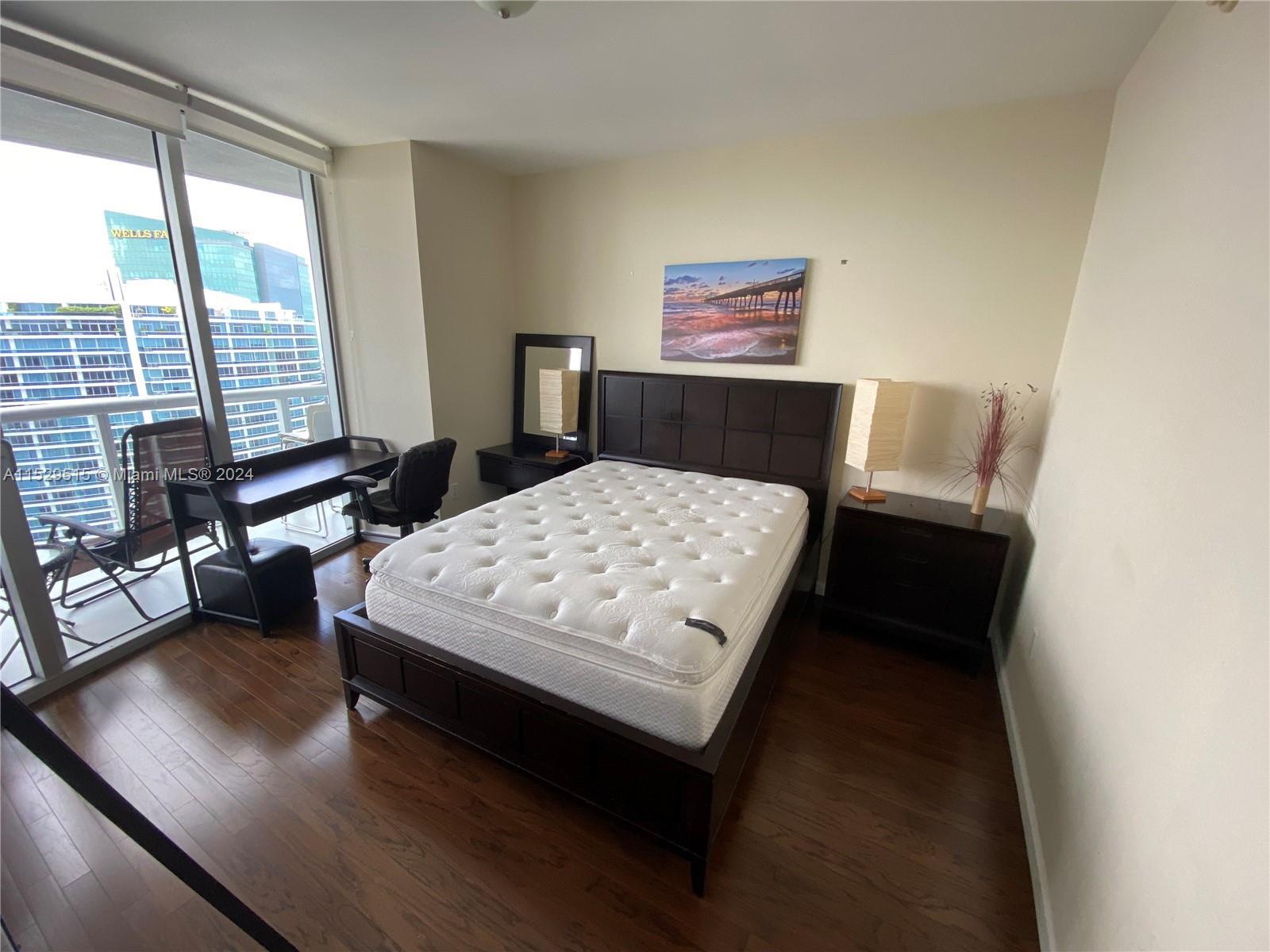 Building Photo - 465 Brickell Ave