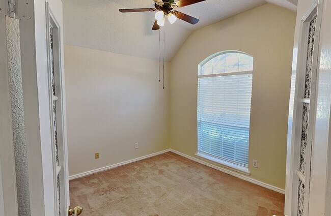 Building Photo - READY NOW! Spacious 4-Bedroom Hulen Bend Home with Open Layout, Gourmet Kitchen & Entertainer’s B...