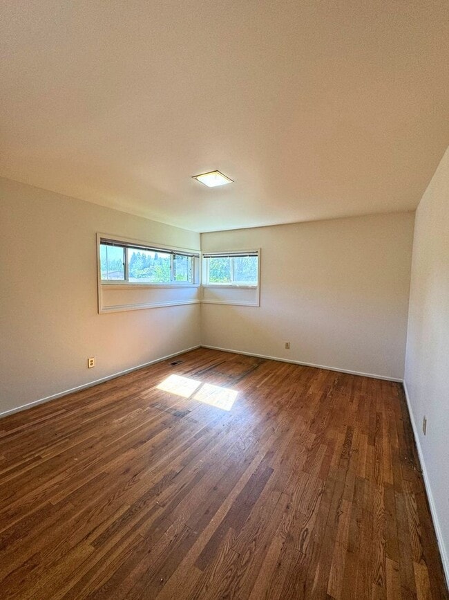 Building Photo - (HAR) South Eugene 4 bedroom/2 bath Home