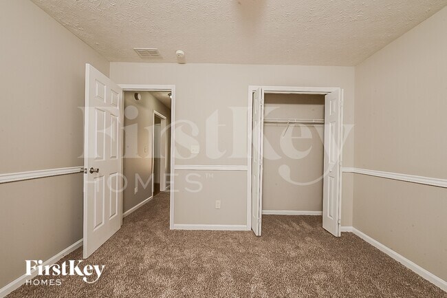 Building Photo - 164 Highland Cir