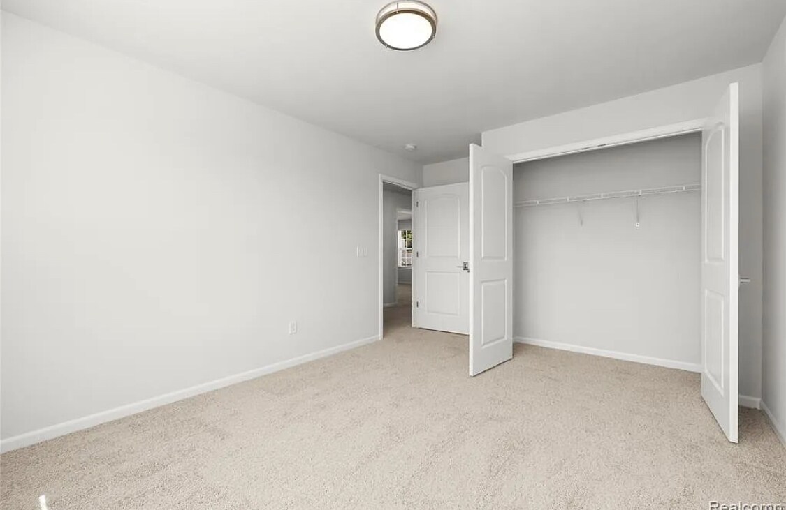 Building Photo - 3449 Haverford Dr