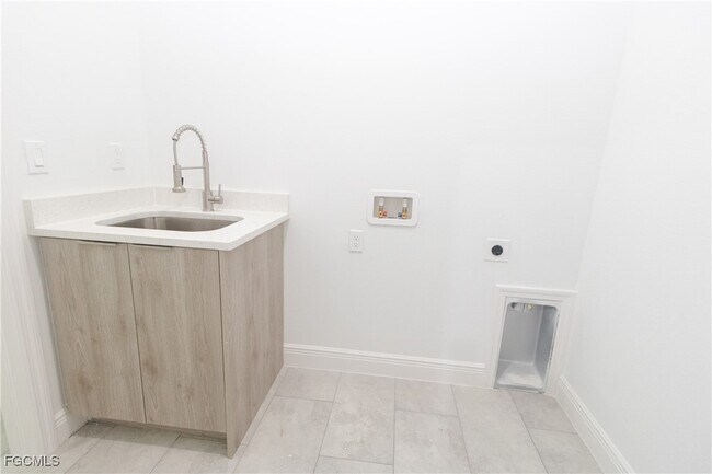 Building Photo - 1274 Bucknell Rd