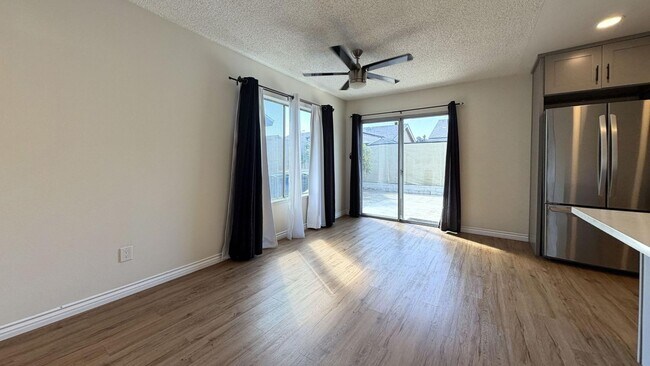 Building Photo - 7920 Temecula Pl