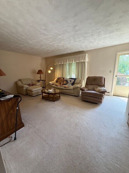 Building Photo - 222 Indiana Ave