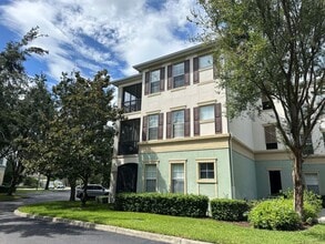 Building Photo - Lakeside at Lakes of Windermere, 3rd Floor...