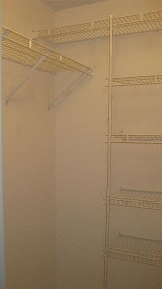Building Photo - 1348 Veracruz Ln