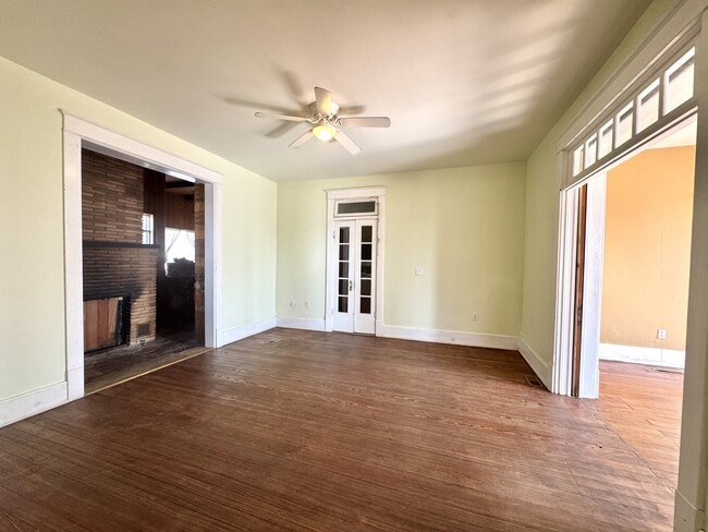 Building Photo - 624 N Wentz St