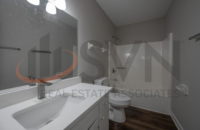 Building Photo - 237 Bridgefield Pl