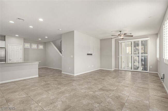 Building Photo - 6145 Scarlet Leaf St